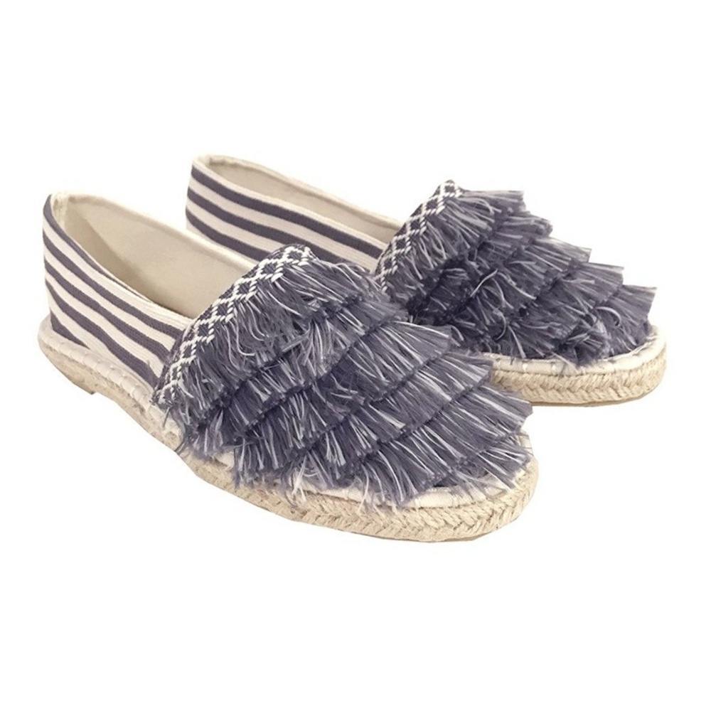 Tiered Fringe Stripe Skimmer Flat 🚨PRICE FIRM🚨 - Picture 6 of 7